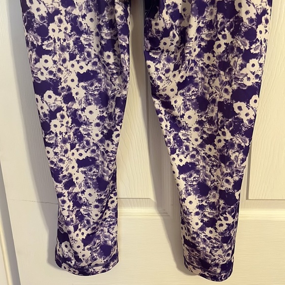 VOGO Athletica leggings - Picture 4 of 5